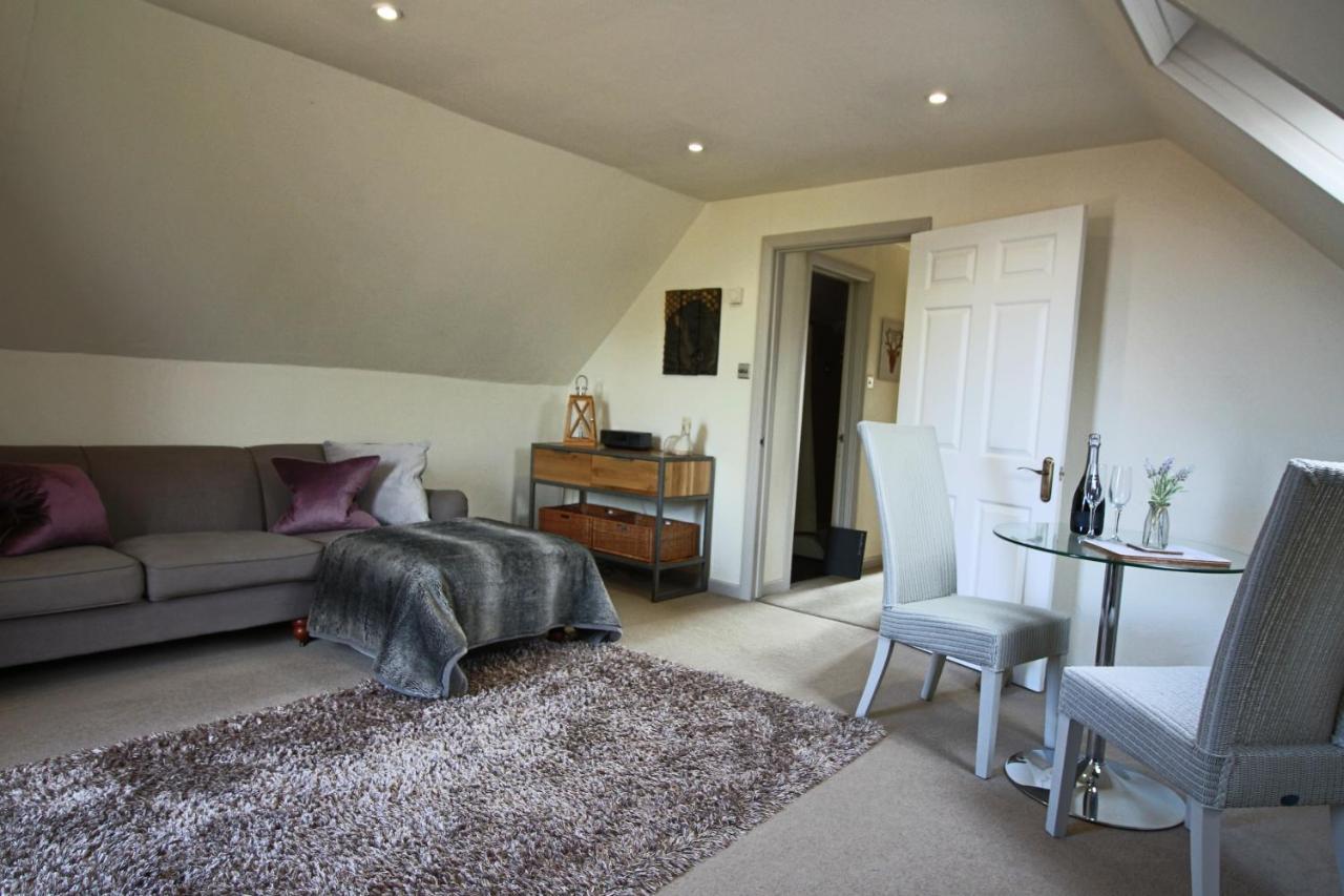 Frith Farm House Cottages Newnham  外观 照片