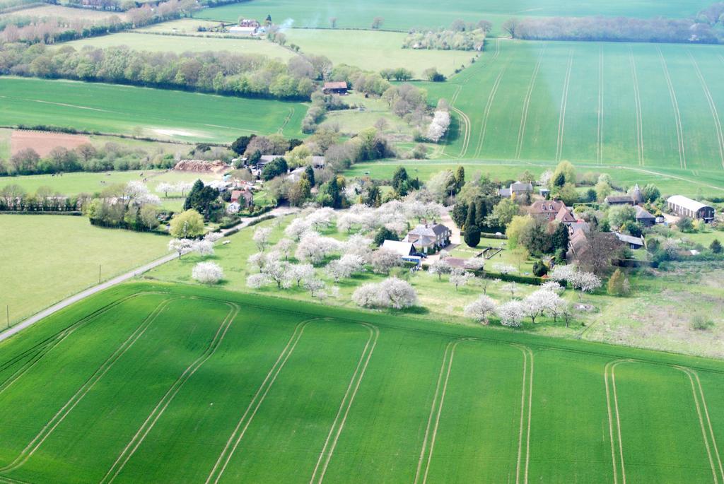 Frith Farm House Cottages Newnham  客房 照片